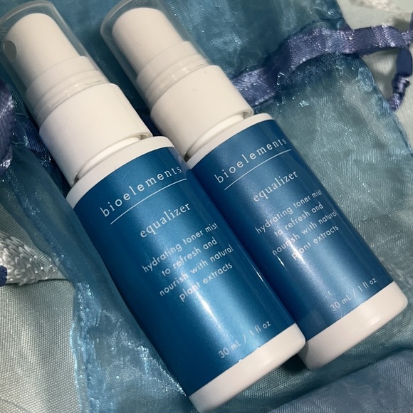 Bioelements Sample Bundle Luxury Skin Care 20 Items BRAND NEW - Picture 3 of 4